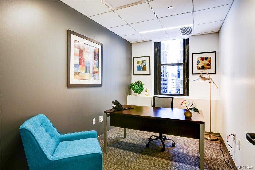 #3 photo, 420 E Lexington Avenue, New York (Manhattan) , NY 10170