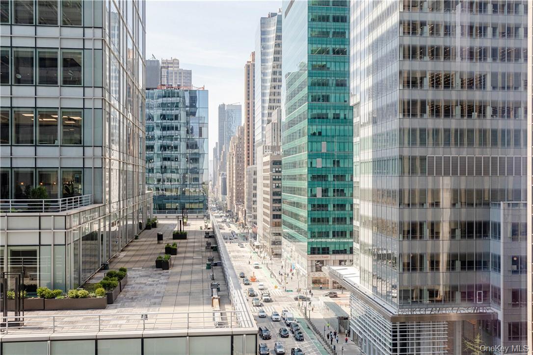 #13 photo, 1140 6th Avenue, New York (Manhattan) , NY 10036