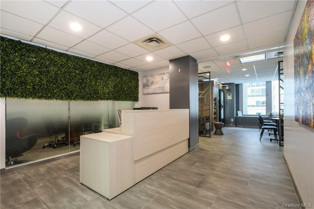 #2 photo, 733 E 3 Avenue, New York (Manhattan) , NY 10017