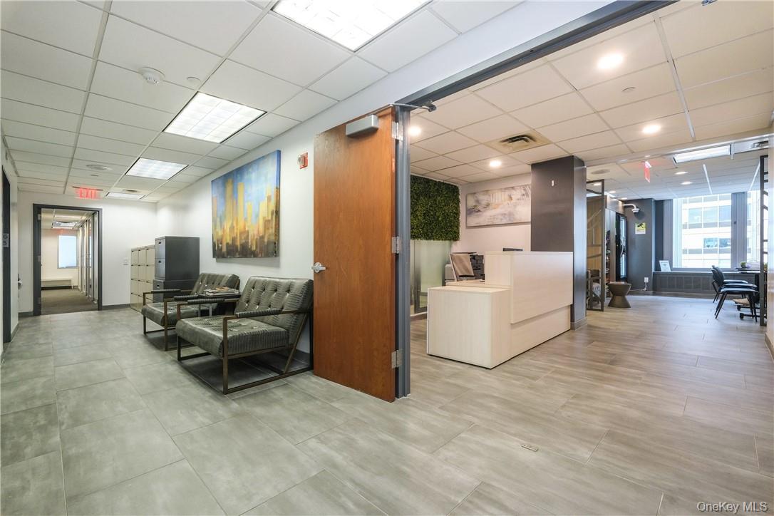 #3 photo, 733 E 3 Avenue, New York (Manhattan) , NY 10017