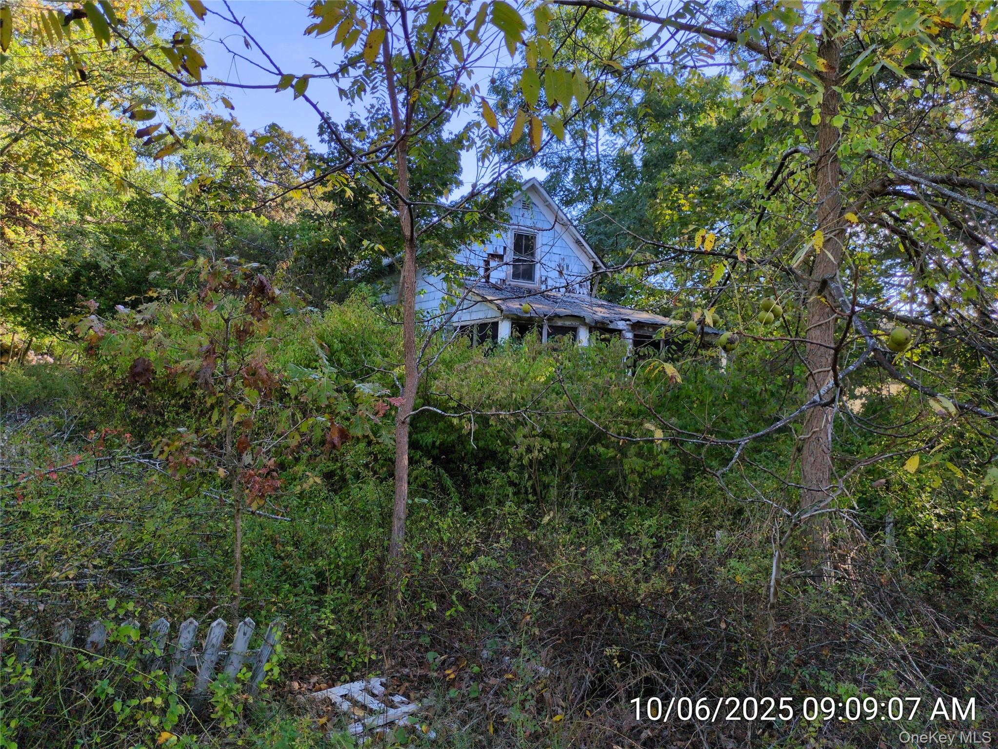 #1 photo, 178 Montauk Highway, Speonk , NY 11972
