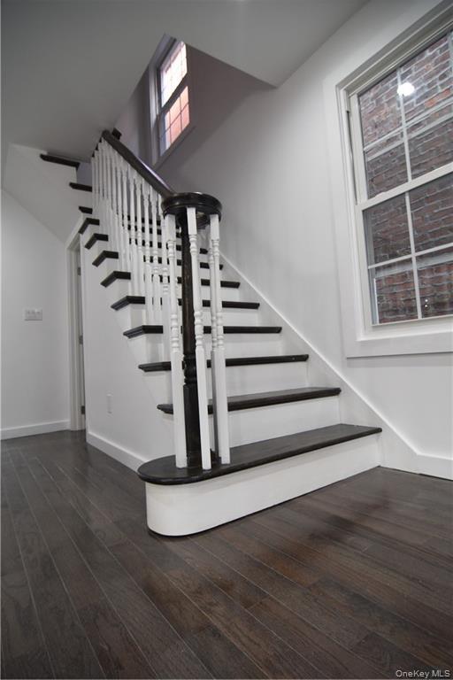 #7 photo, 235 E 235th Street, Bronx , NY 10470