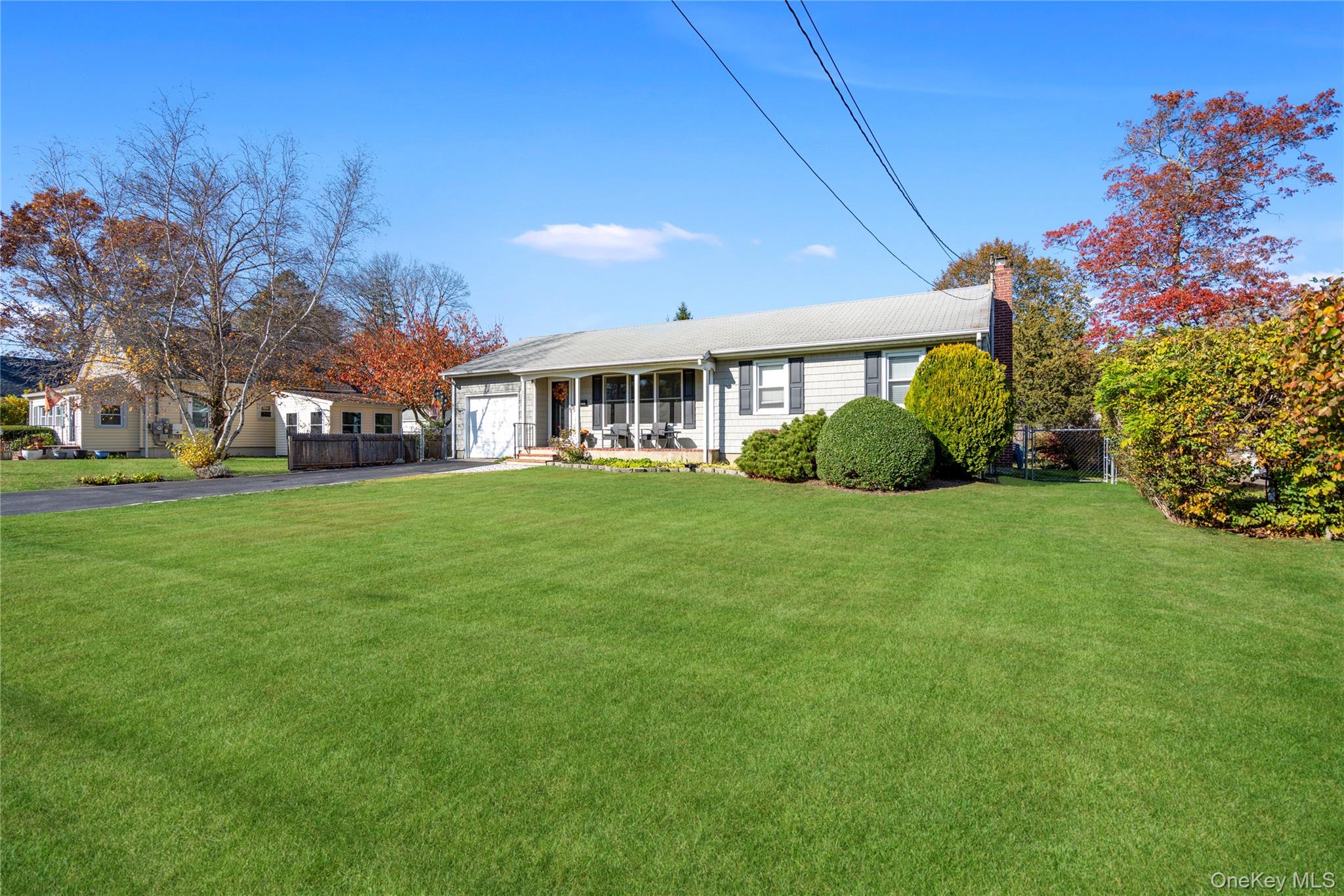 #2 photo, 25 Washington Street, East Islip , NY 11730