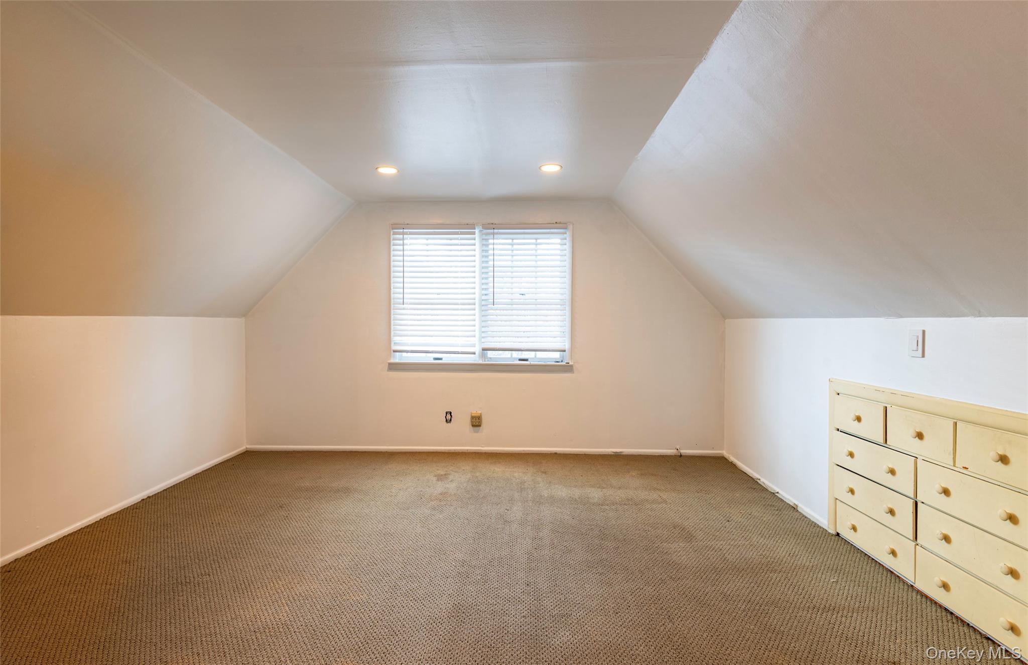 #19 photo, 7836 271st Street, New Hyde Park , NY 11040