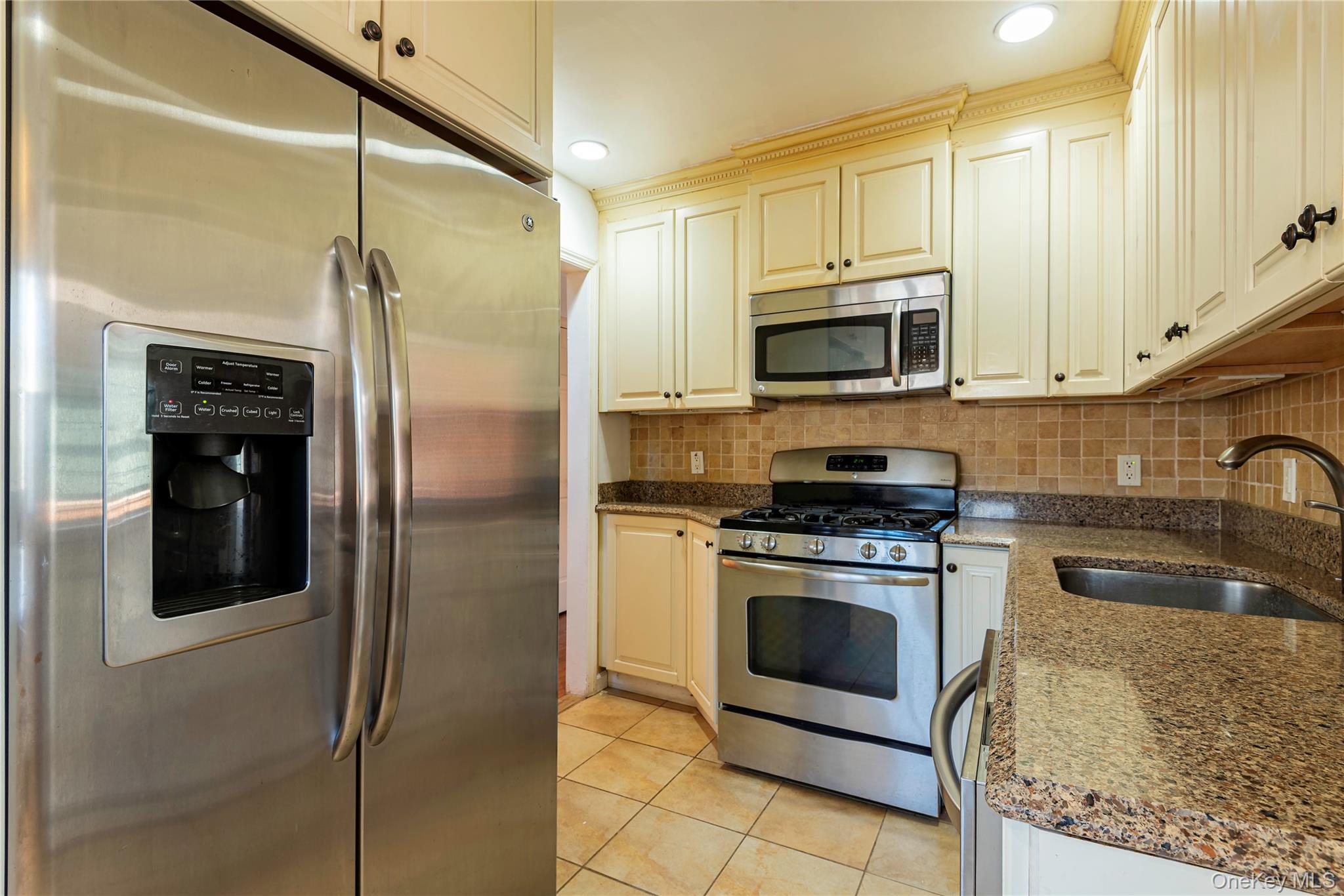 #6 photo, 7836 271st Street, New Hyde Park , NY 11040