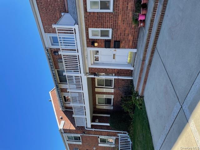 #1 photo, 73-26 260th Street, Glen Oaks , NY 11004