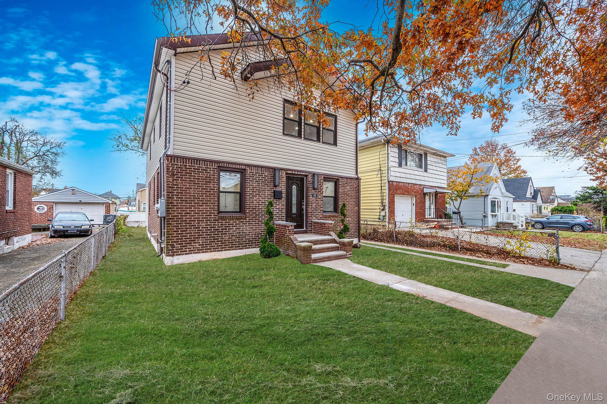 #2 photo, 89 Hunnewell Avenue, Elmont , NY 11003