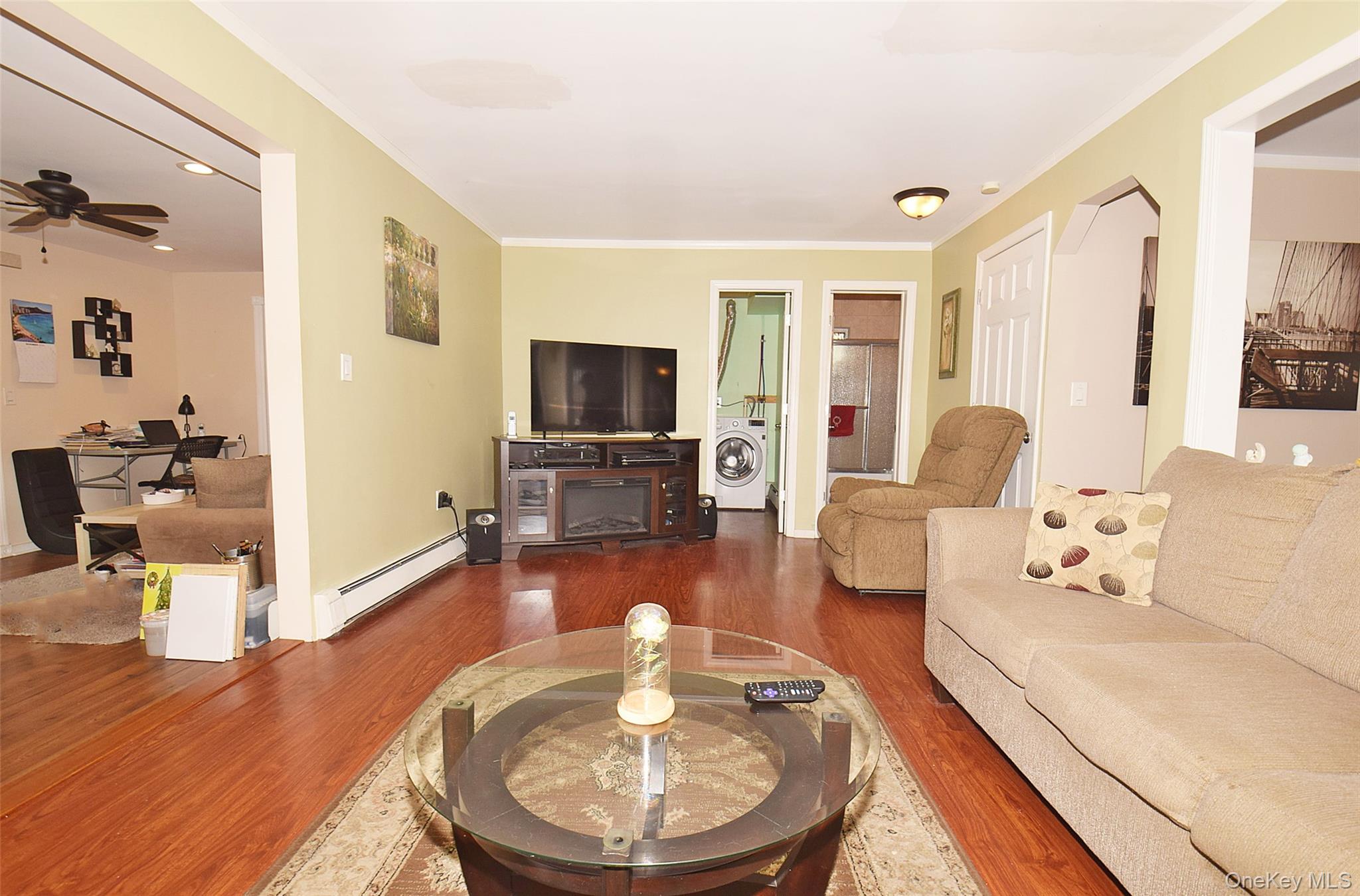 #9 photo, 529 Lombard Street, North Babylon , NY 11703