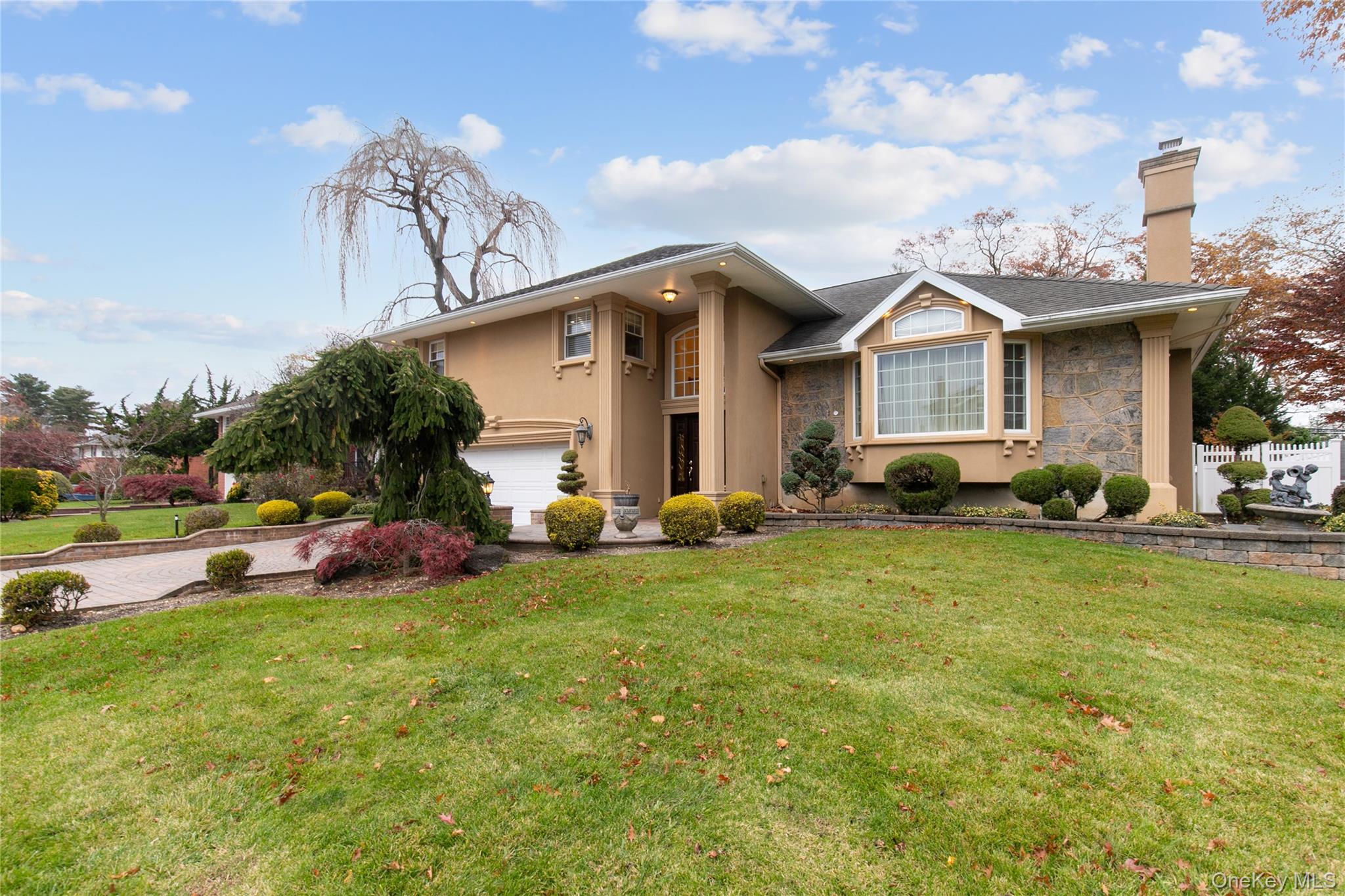 #1 photo, 188 Rhododendron Drive, Westbury , NY 11590