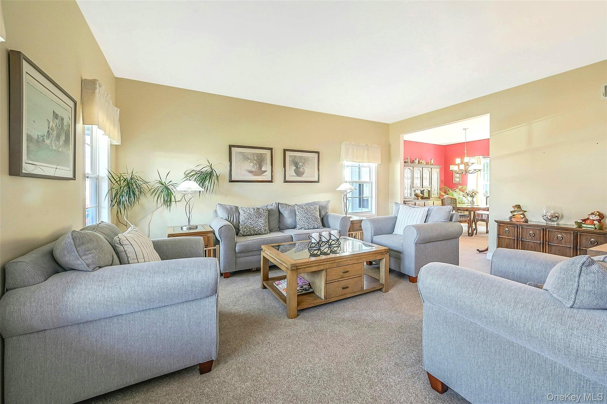 #13 photo, 6 Laurel Crescent, Manorville , NY 11949