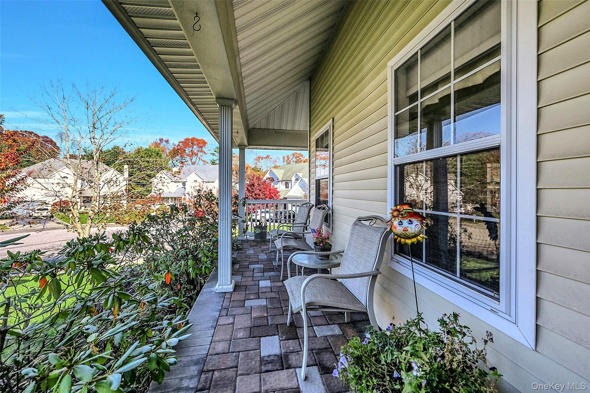 #9 photo, 6 Laurel Crescent, Manorville , NY 11949