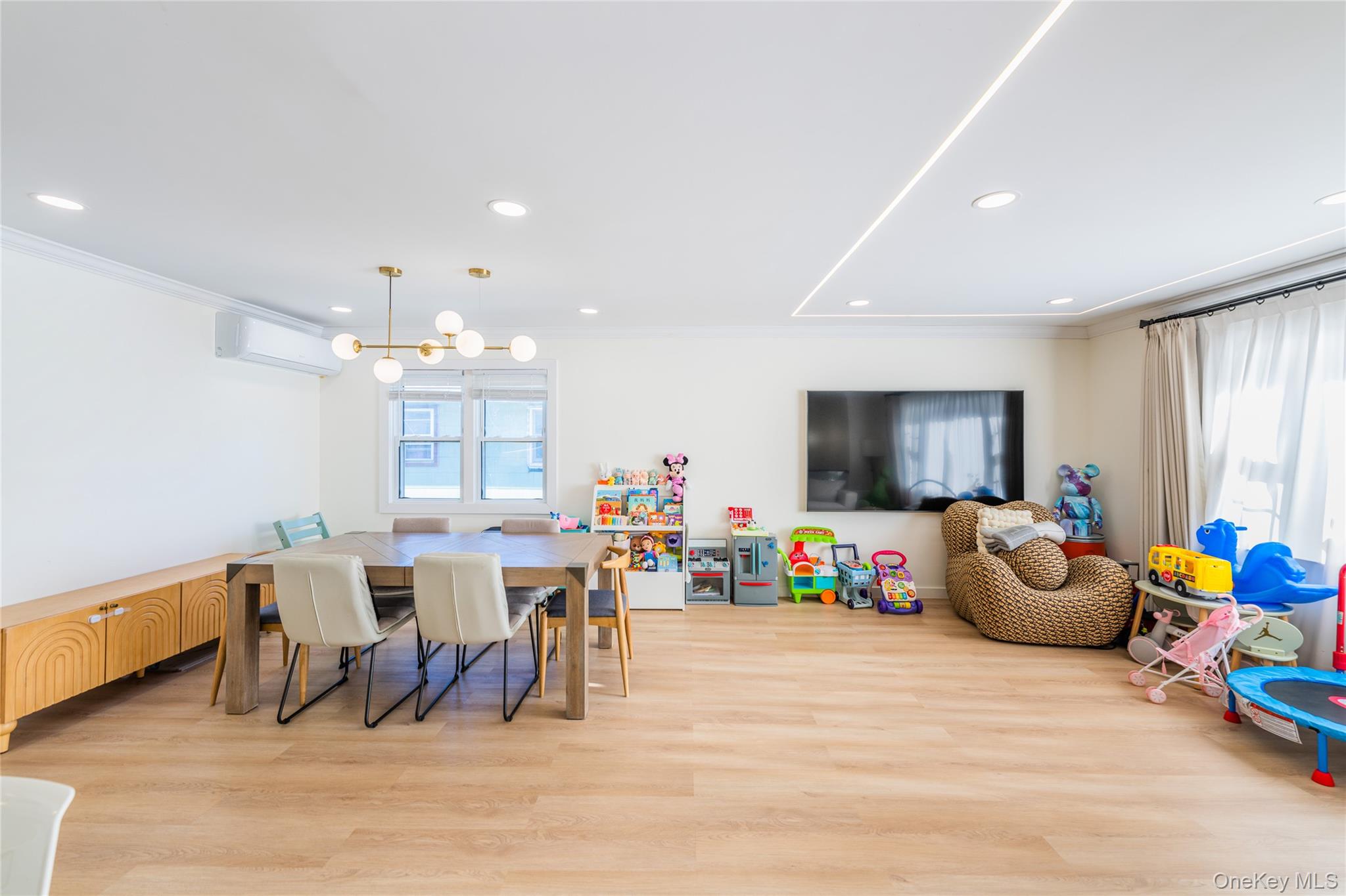 #15 photo, 36 Adams Street, Floral Park , NY 11001