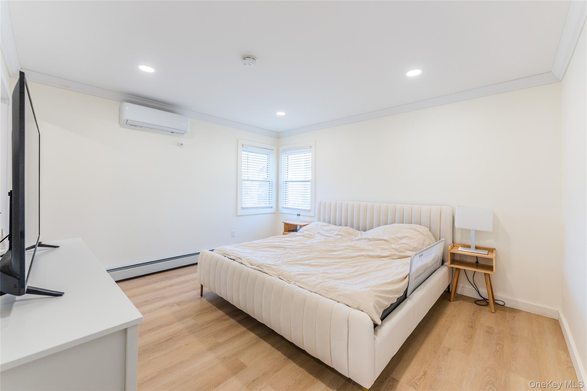 #19 photo, 36 Adams Street, Floral Park , NY 11001