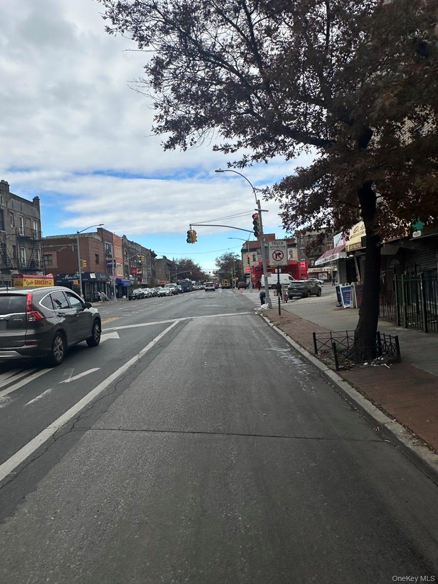 #3 photo, 1325 Flatbush Avenue, Brooklyn , NY 11226