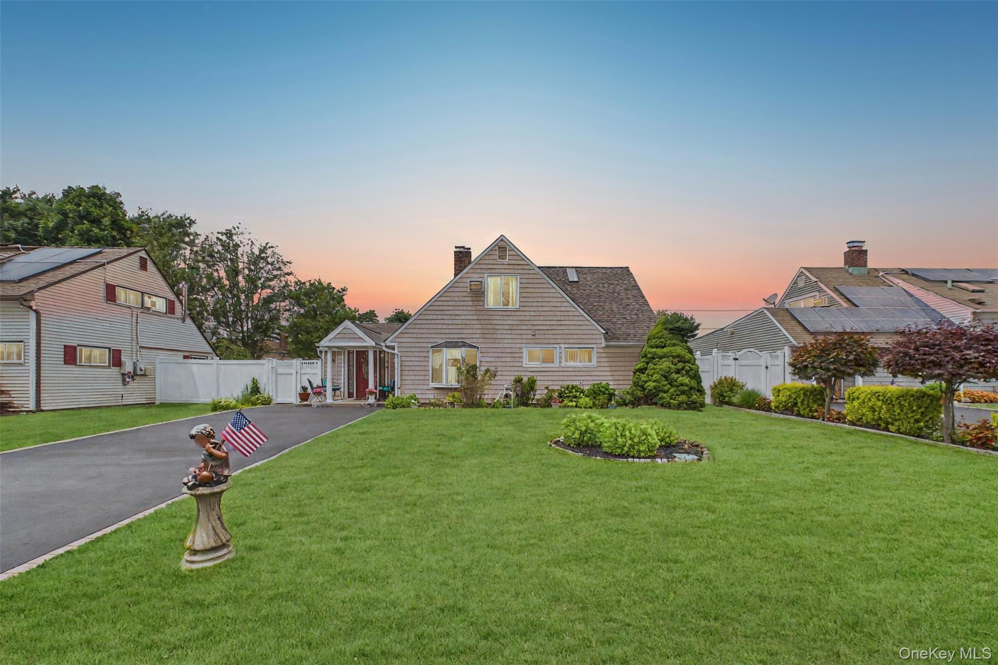 #1 photo, 9 Pewter Lane, Hicksville , NY 11801