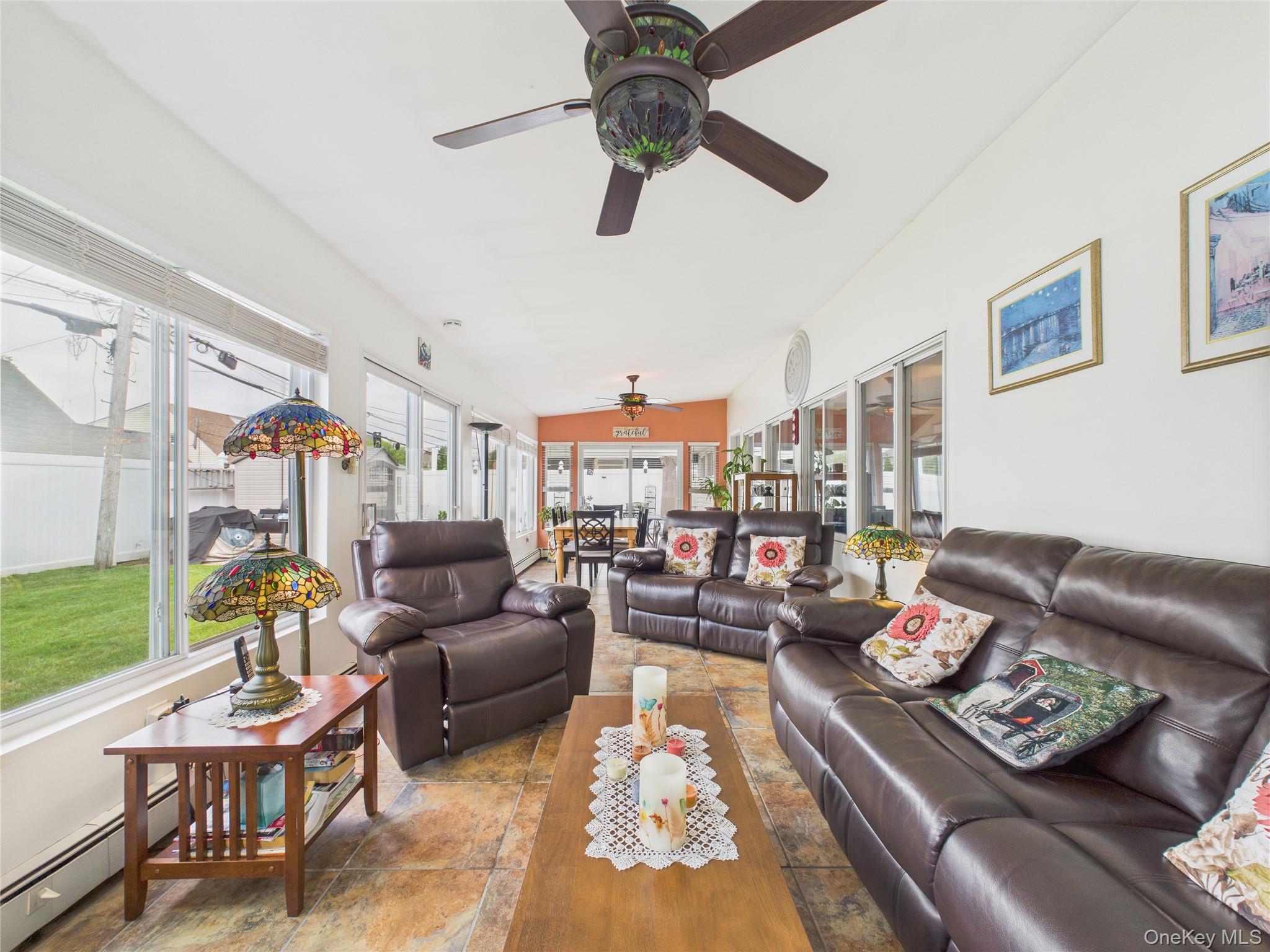 #6 photo, 9 Pewter Lane, Hicksville , NY 11801