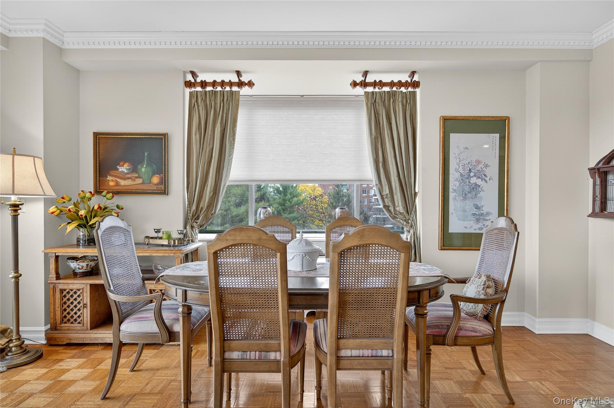 #6 photo, 100 Hilton Avenue, Garden City , NY 11530