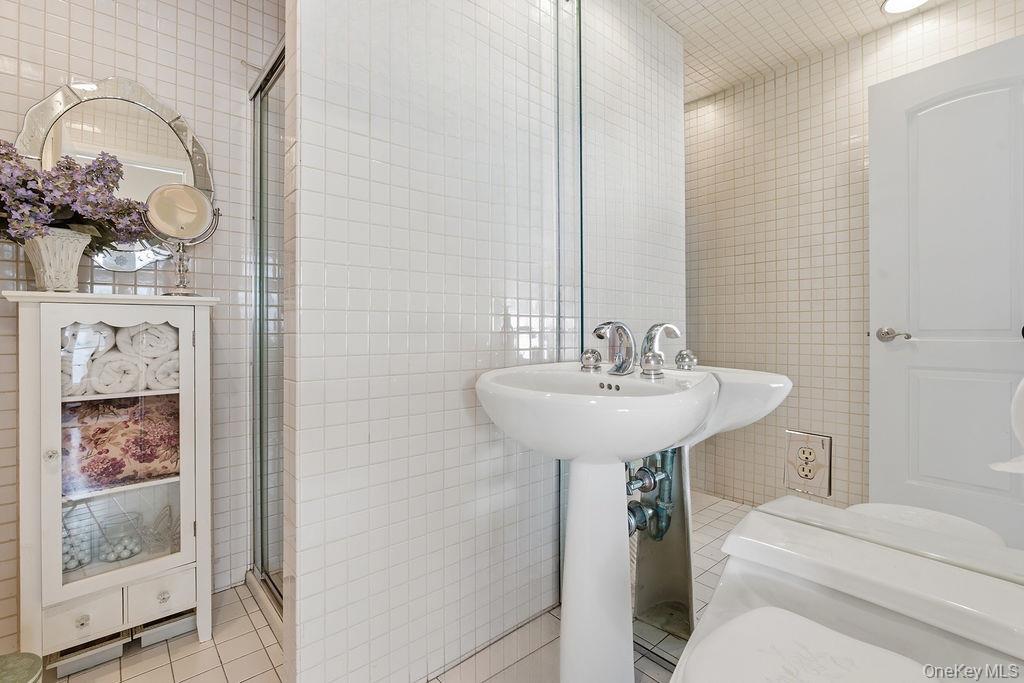 #11 photo, 163-15 84th Street, Howard Beach , NY 11414