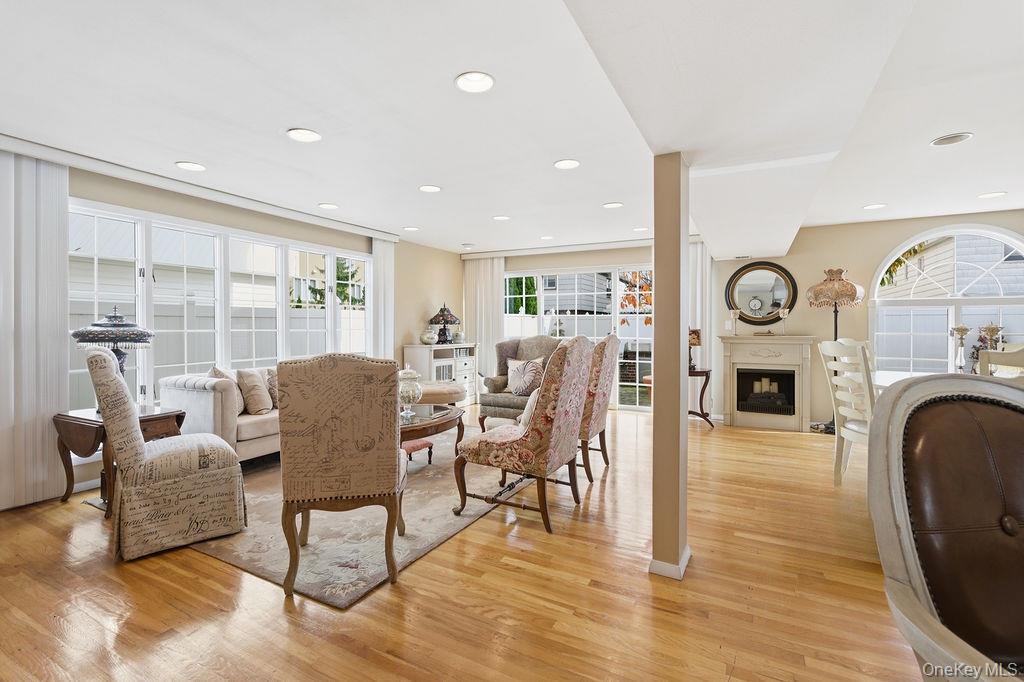 #12 photo, 163-15 84th Street, Howard Beach , NY 11414