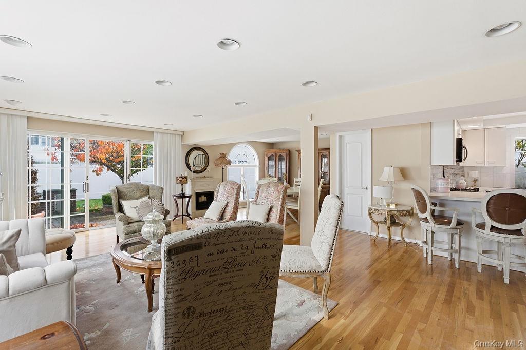 #6 photo, 163-15 84th Street, Howard Beach , NY 11414