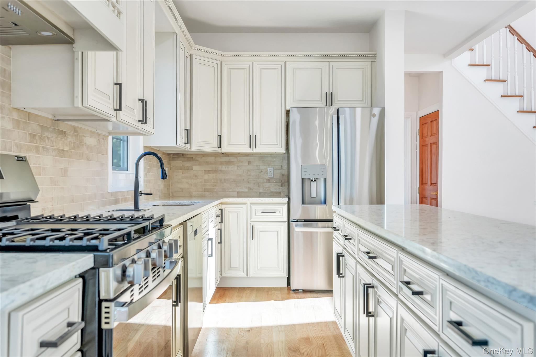 #6 photo, 123 Cayuga Avenue, Deer Park , NY 11729