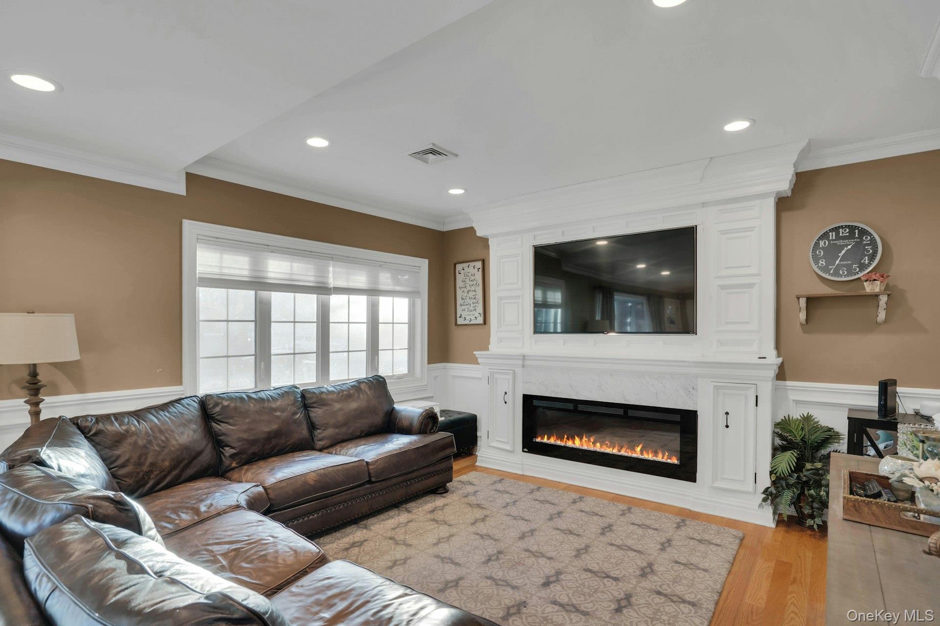 #14 photo, 22 Schuyler Drive, Commack , NY 11725