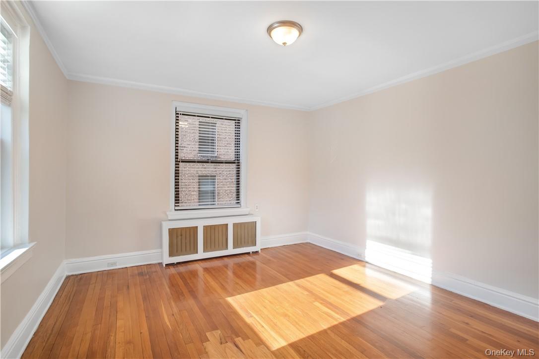 #11 photo, 234 Martine Avenue, White Plains , NY 10601