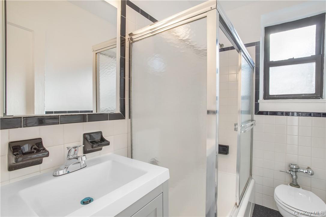 #18 photo, 234 Martine Avenue, White Plains , NY 10601