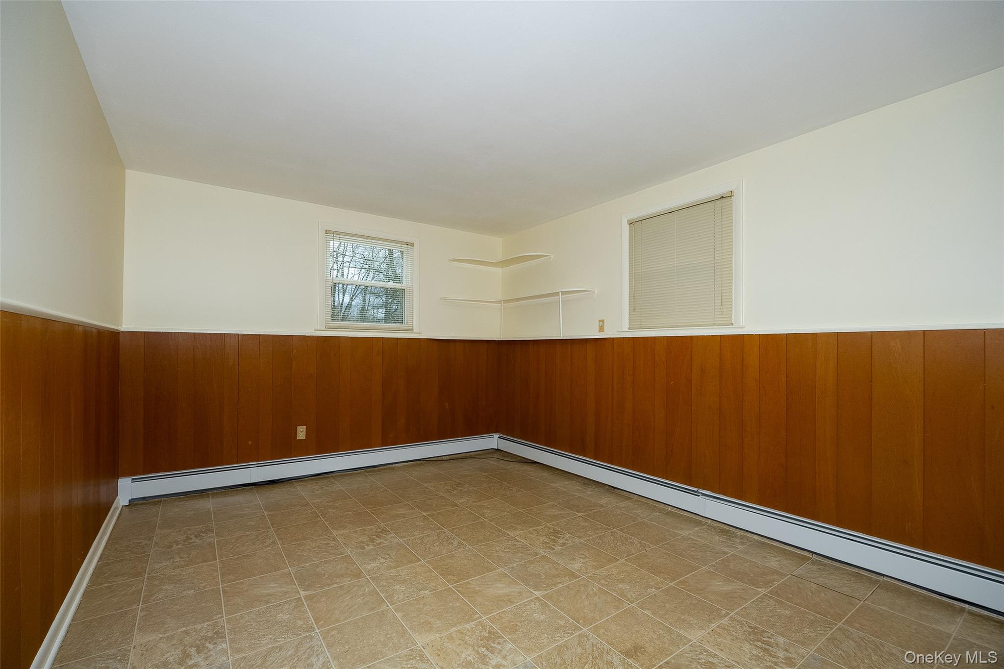 #20 photo, 13 Chestnut Street, Red Hook , NY 12571