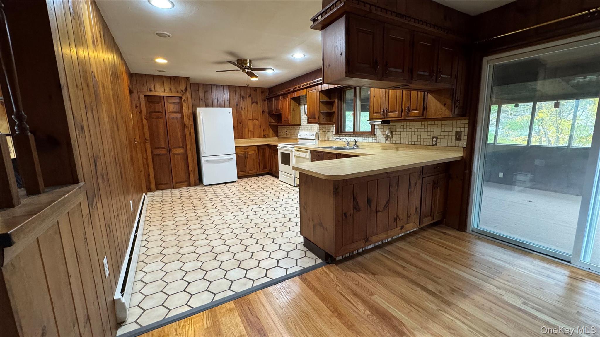 #14 photo, 107 Noxon Road, Poughkeepsie , NY 12603