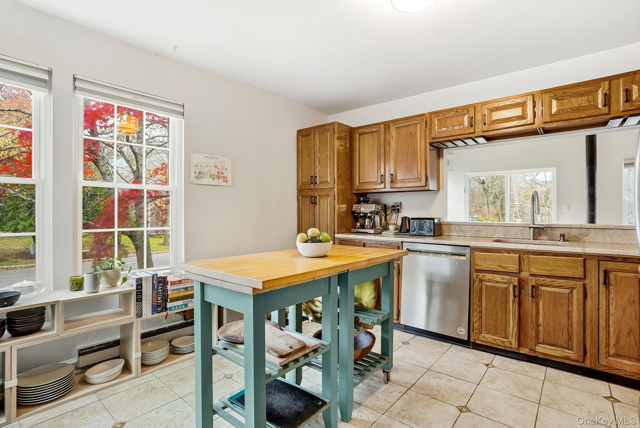 #10 photo, 21 Croton Lake Road, Katonah , NY 10536