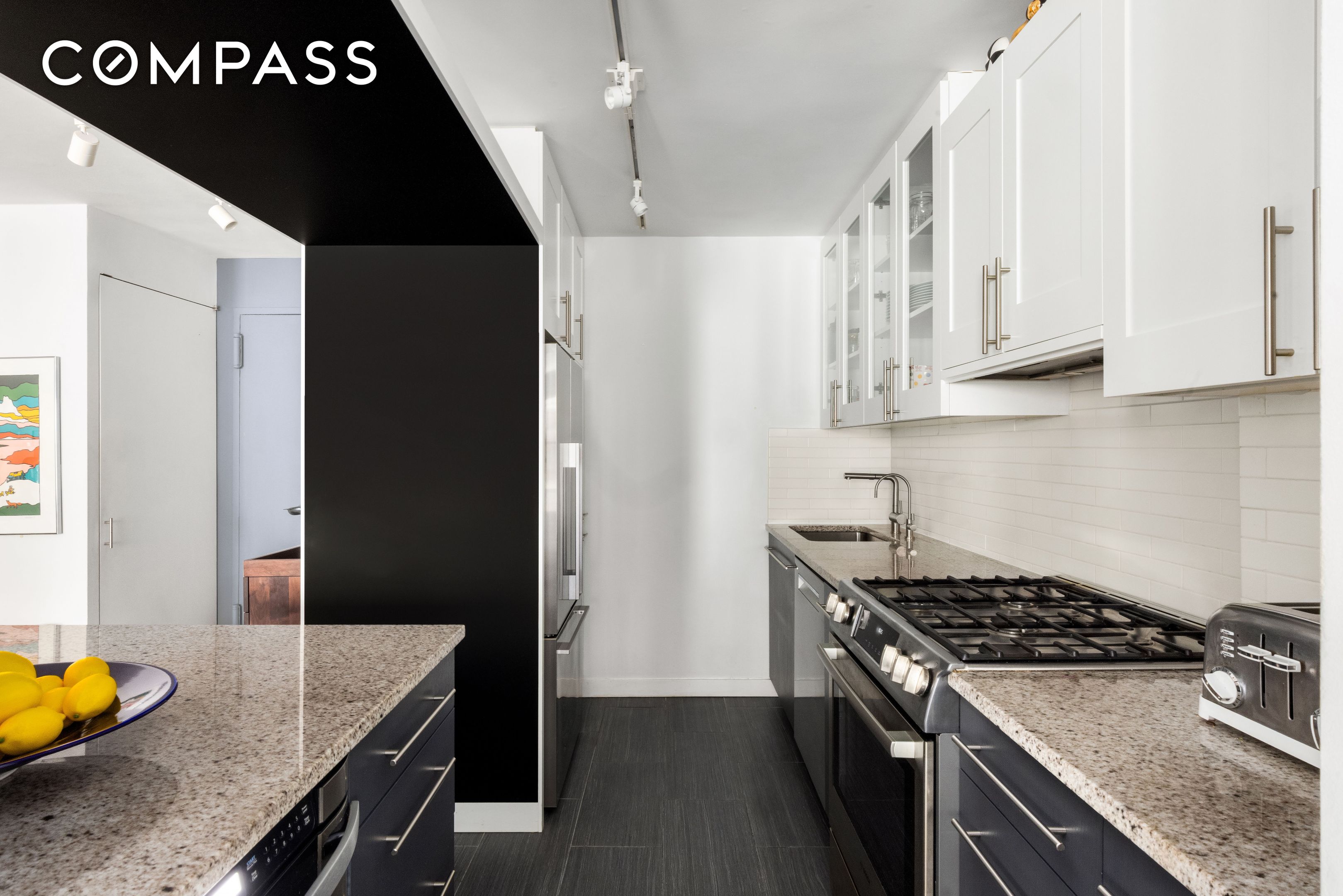 #6 photo, 15 W 72nd Street, Upper West Side , NY 10023