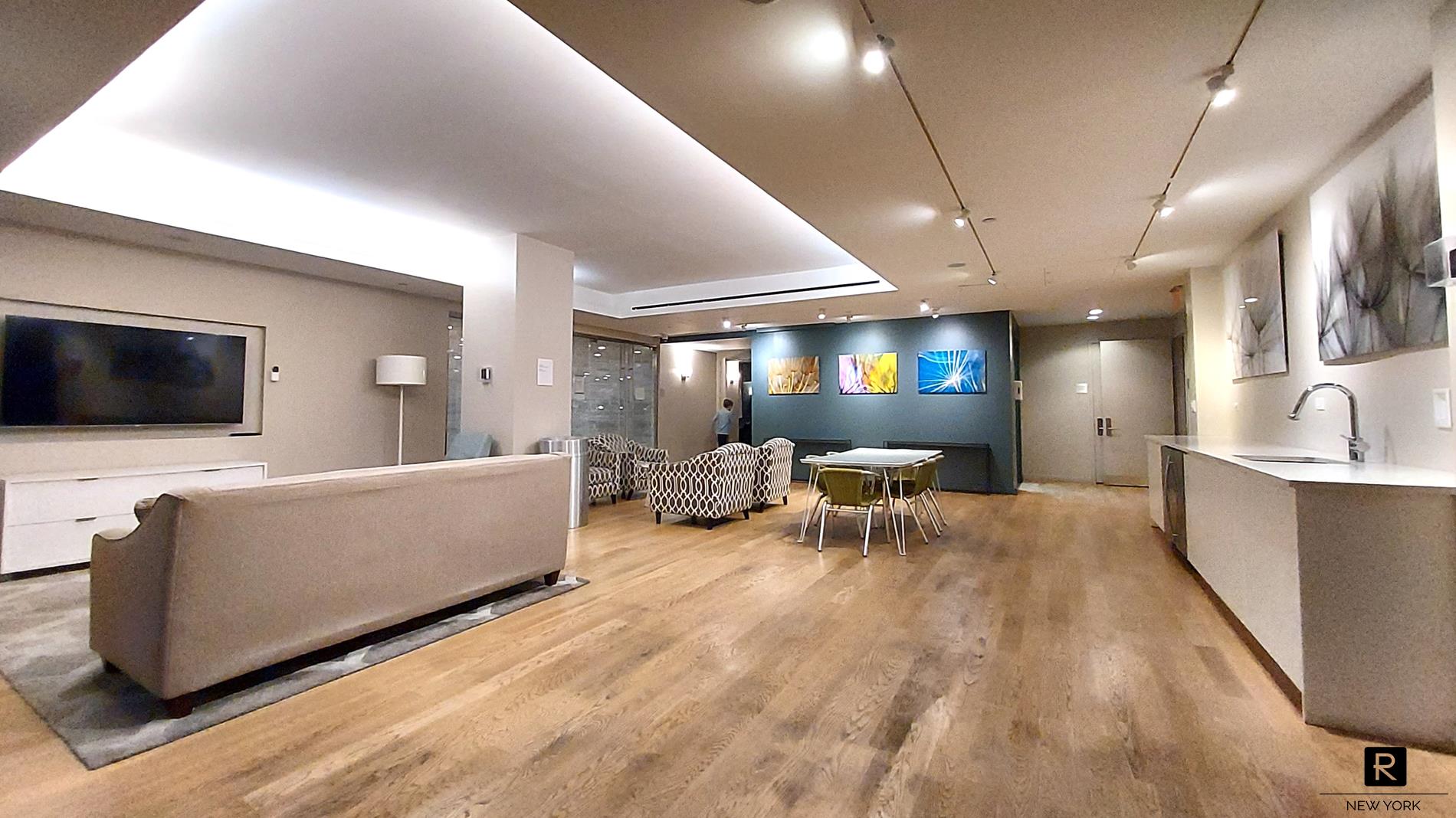 #9 photo, 189 Schermerhorn Street, Downtown , NY 11201