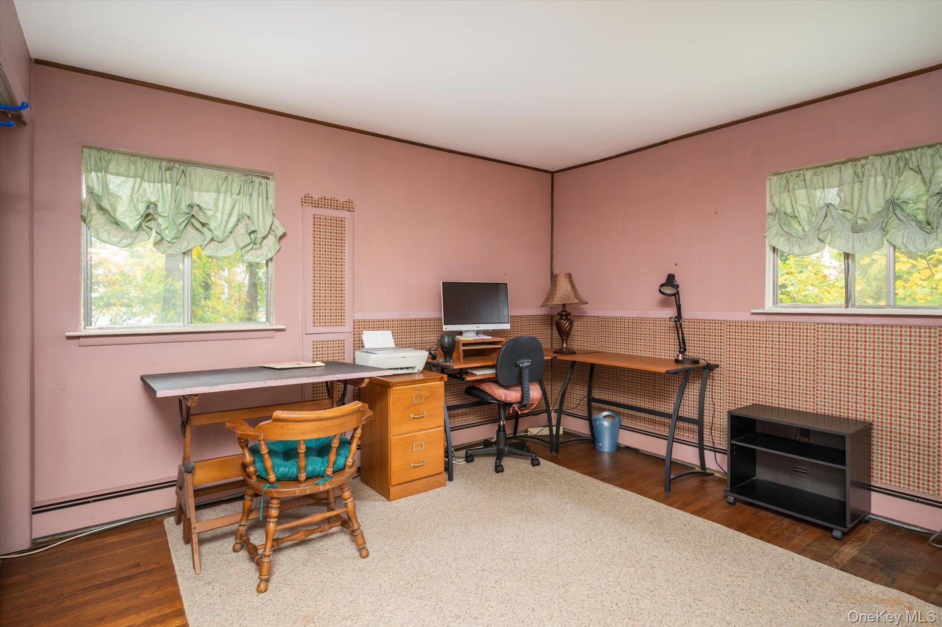 #10 photo, 256 Schenck Avenue, Great Neck , NY 11021