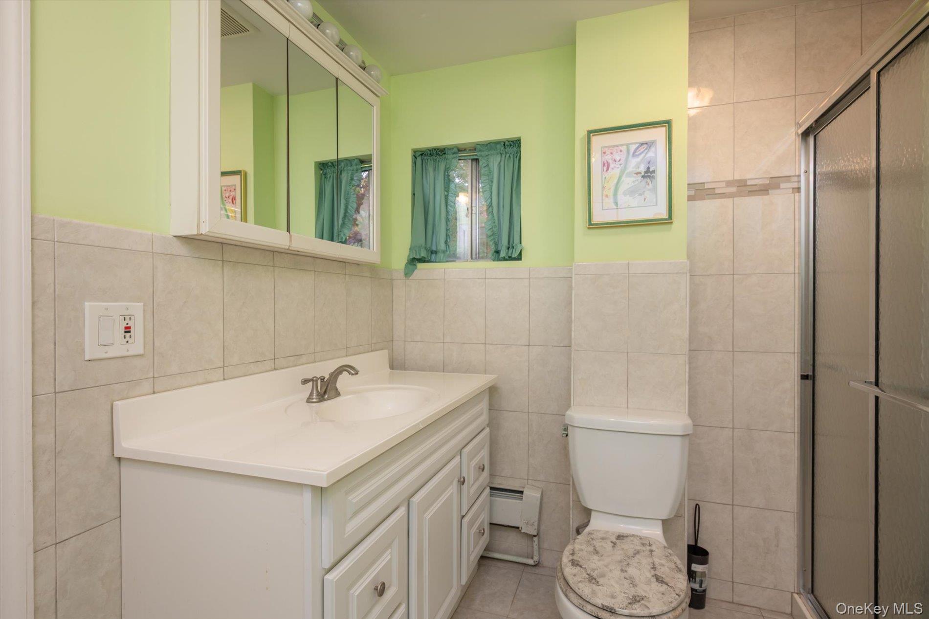 #12 photo, 256 Schenck Avenue, Great Neck , NY 11021