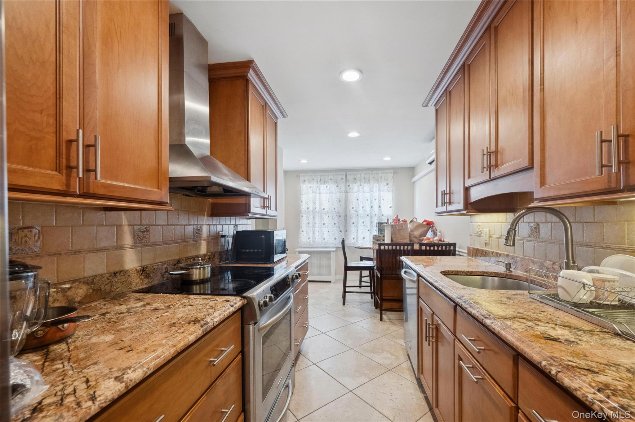 #17 photo, 131-18 226th Street, Laurelton , NY 11413