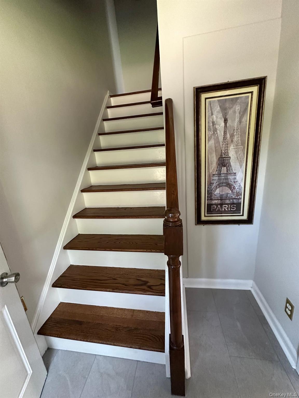 #2 photo, 56 Carley Avenue, Huntington , NY 11743