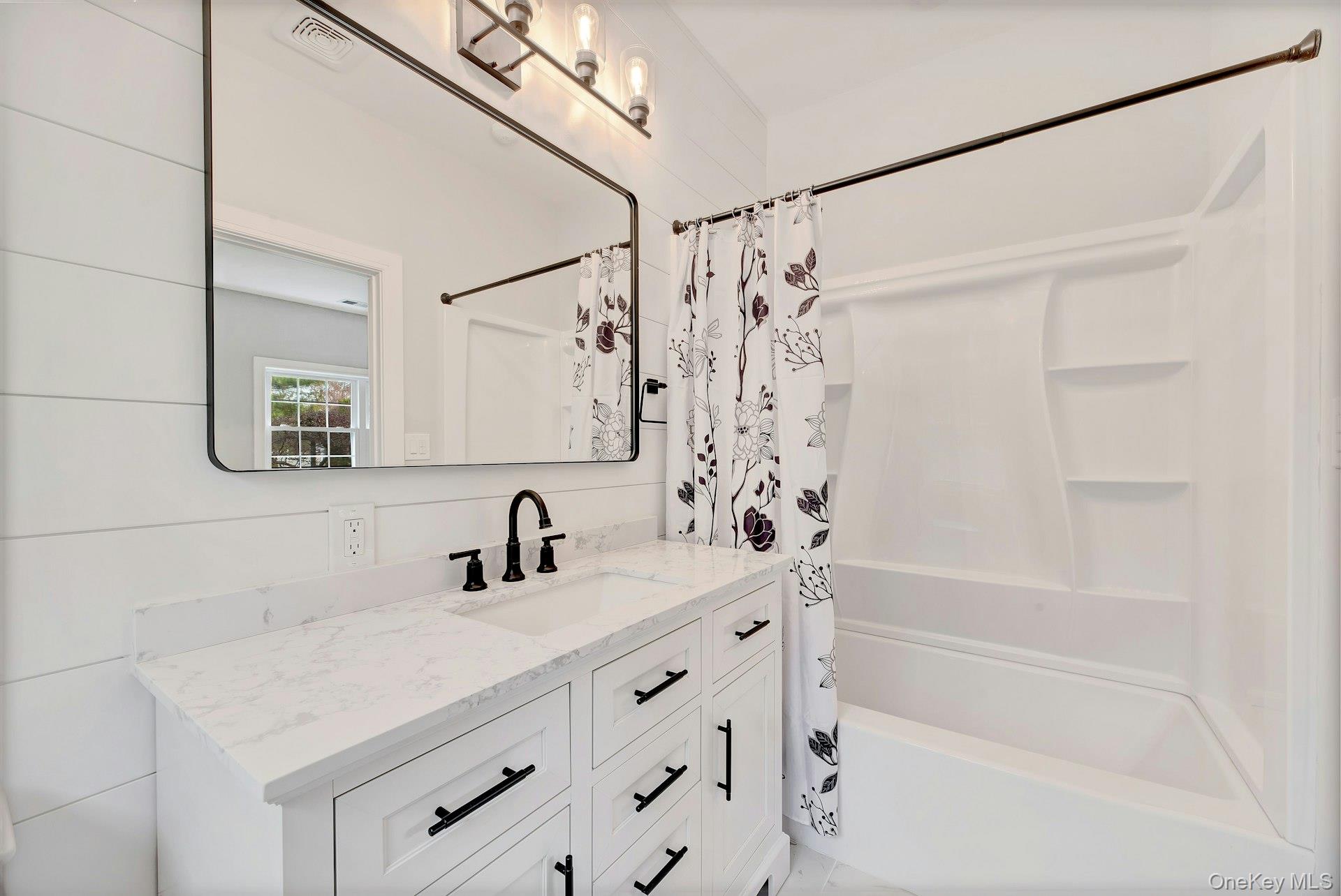 #18 photo, 509 Oak Bluff Court, Moriches , NY 11955