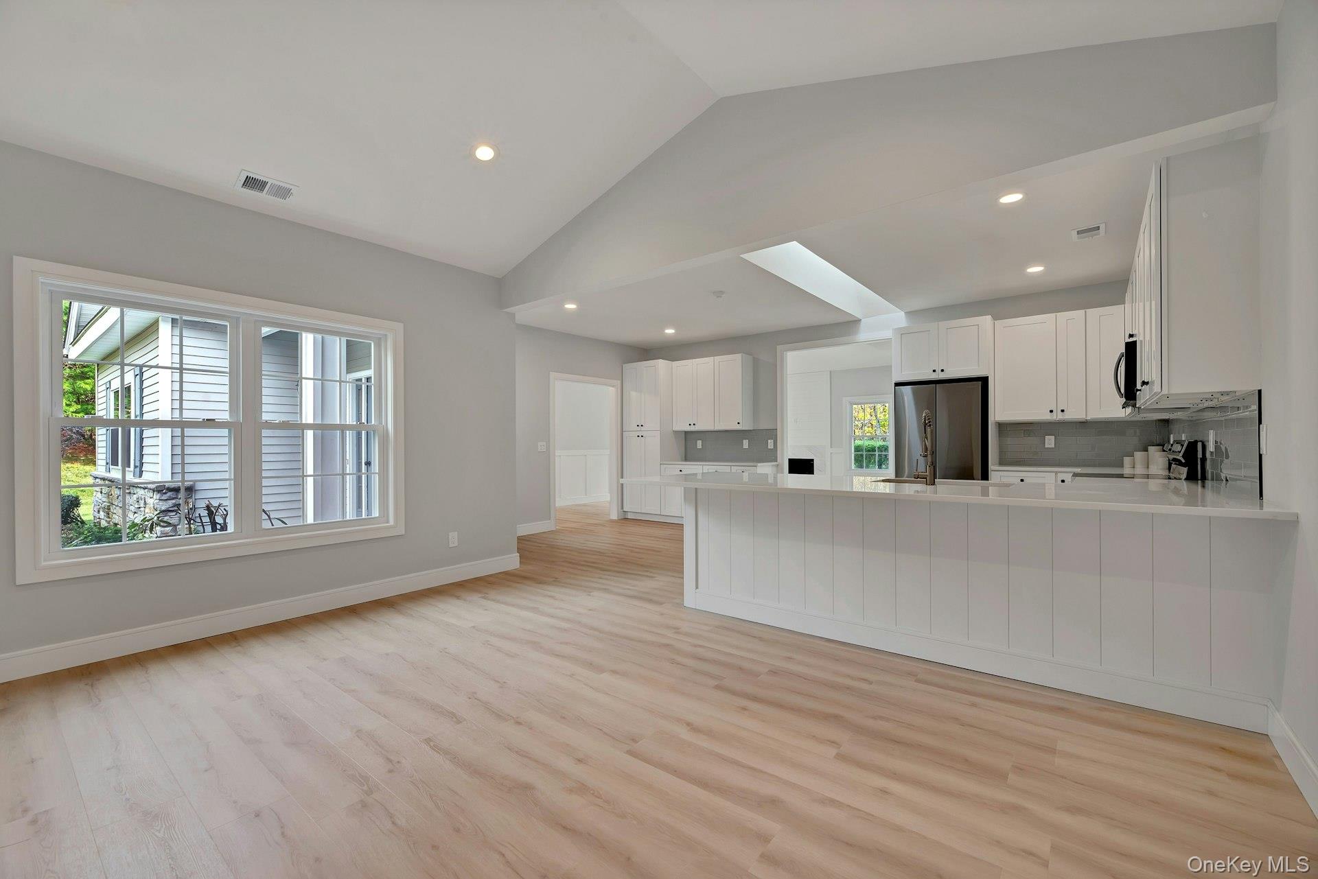 #9 photo, 509 Oak Bluff Court, Moriches , NY 11955