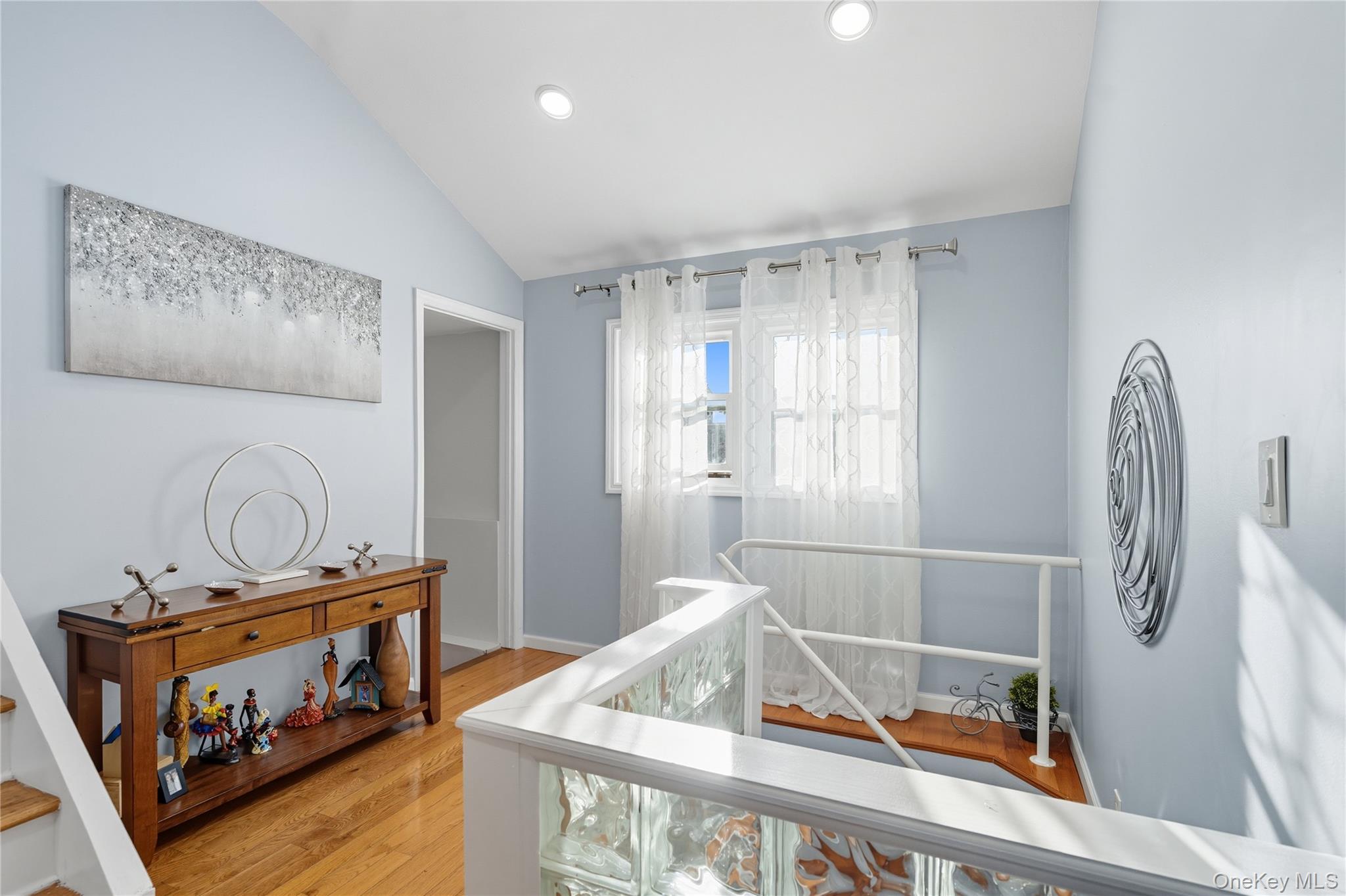 #12 photo, 131 S 5th Street, Bethpage , NY 11714