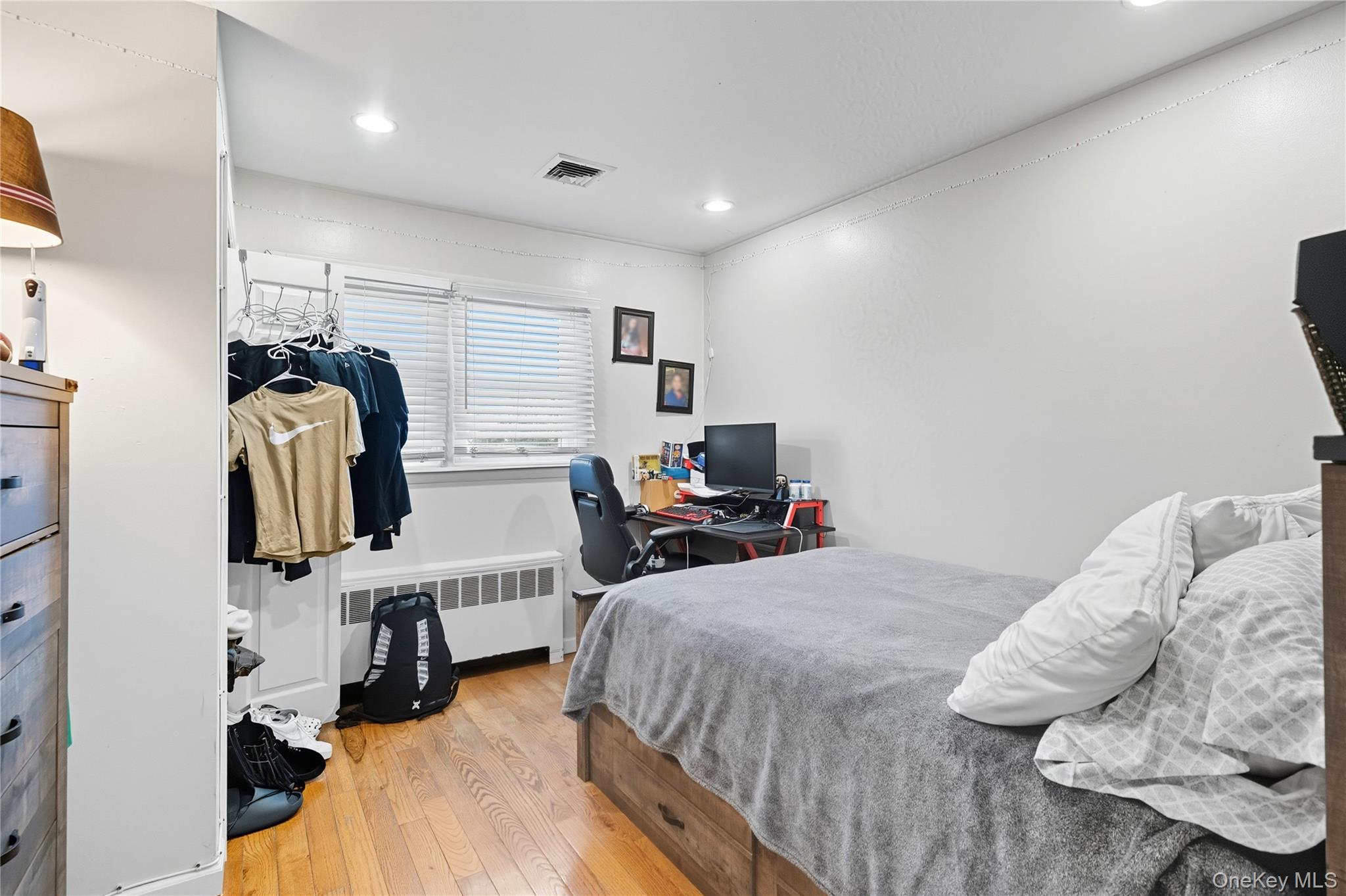 #16 photo, 131 S 5th Street, Bethpage , NY 11714