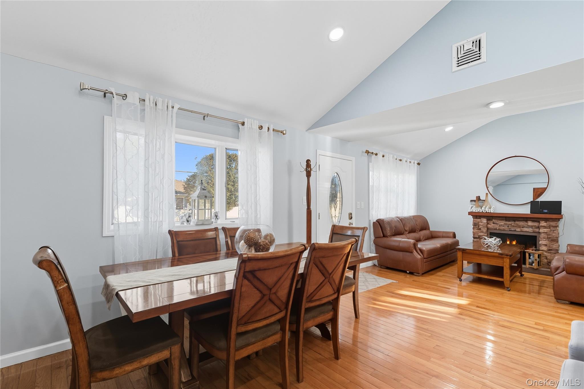 #8 photo, 131 S 5th Street, Bethpage , NY 11714