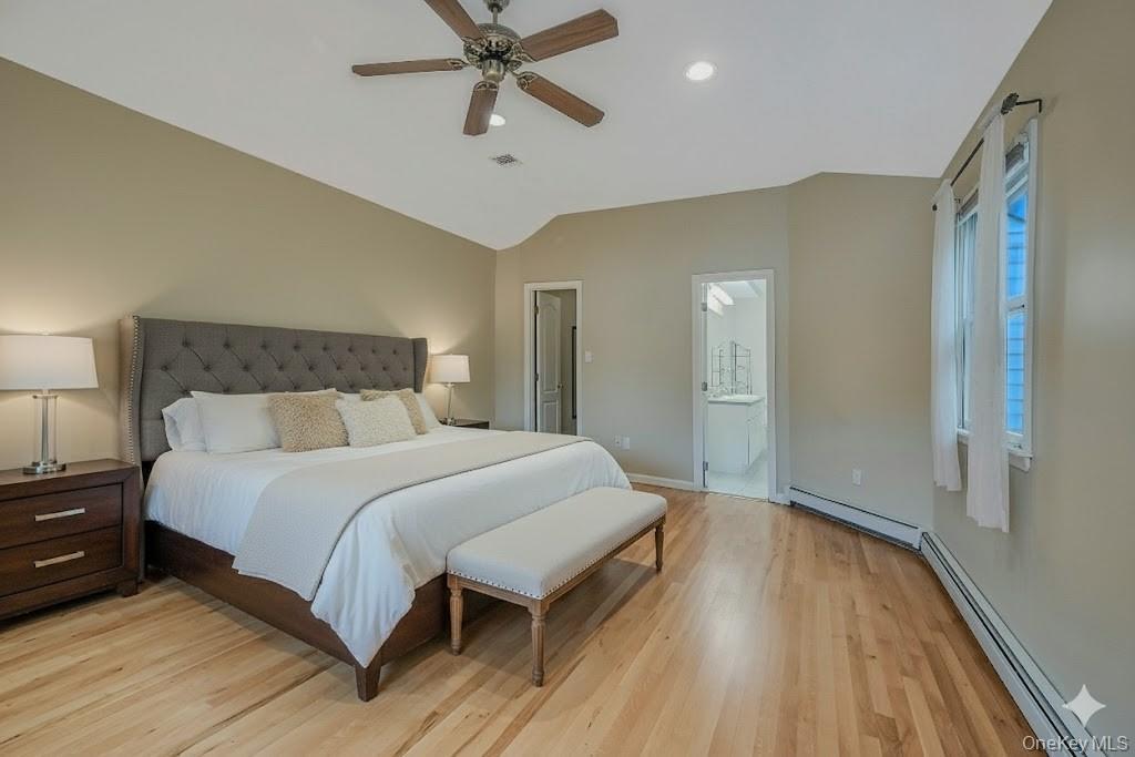 #18 photo, 124 Fleets Cove Road, Huntington , NY 11743