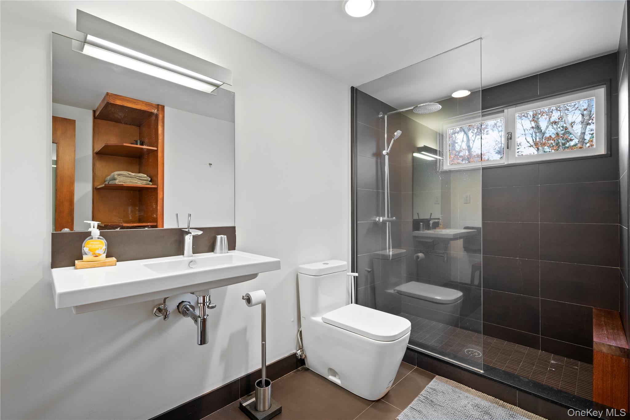 #17 photo, 23 Scrimshaw Lane, Amagansett , NY 11930