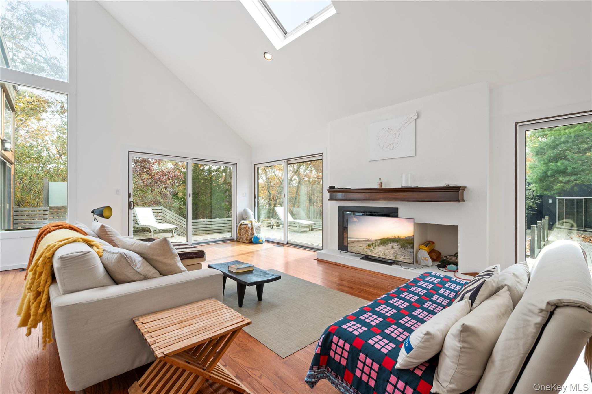 #4 photo, 23 Scrimshaw Lane, Amagansett , NY 11930