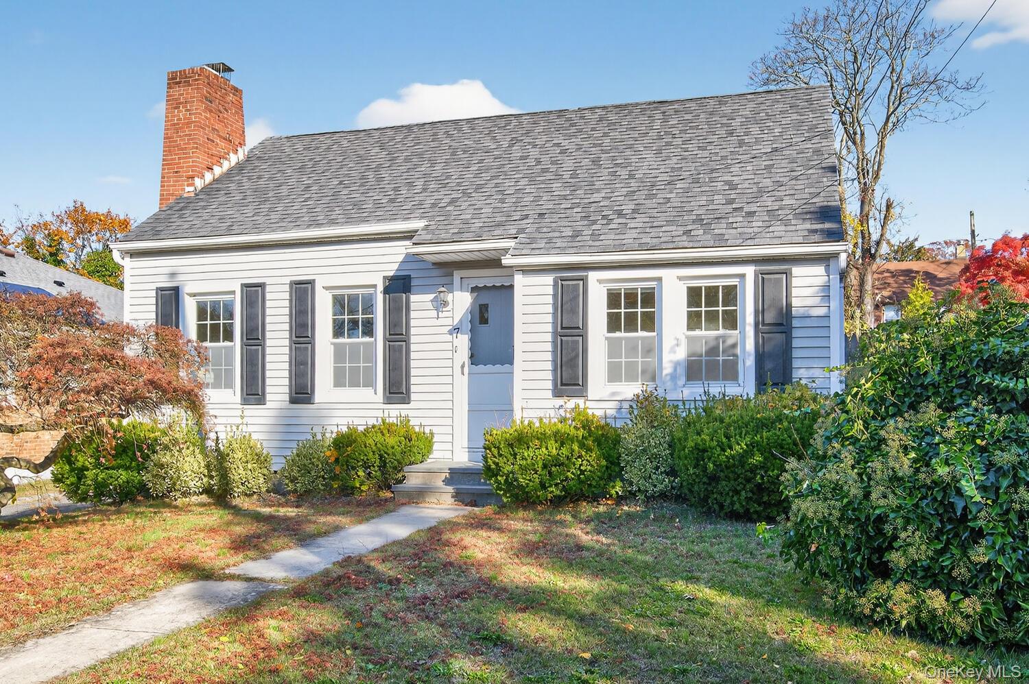 #1 photo, 7 Tildean Lane, Bayville , NY 11709