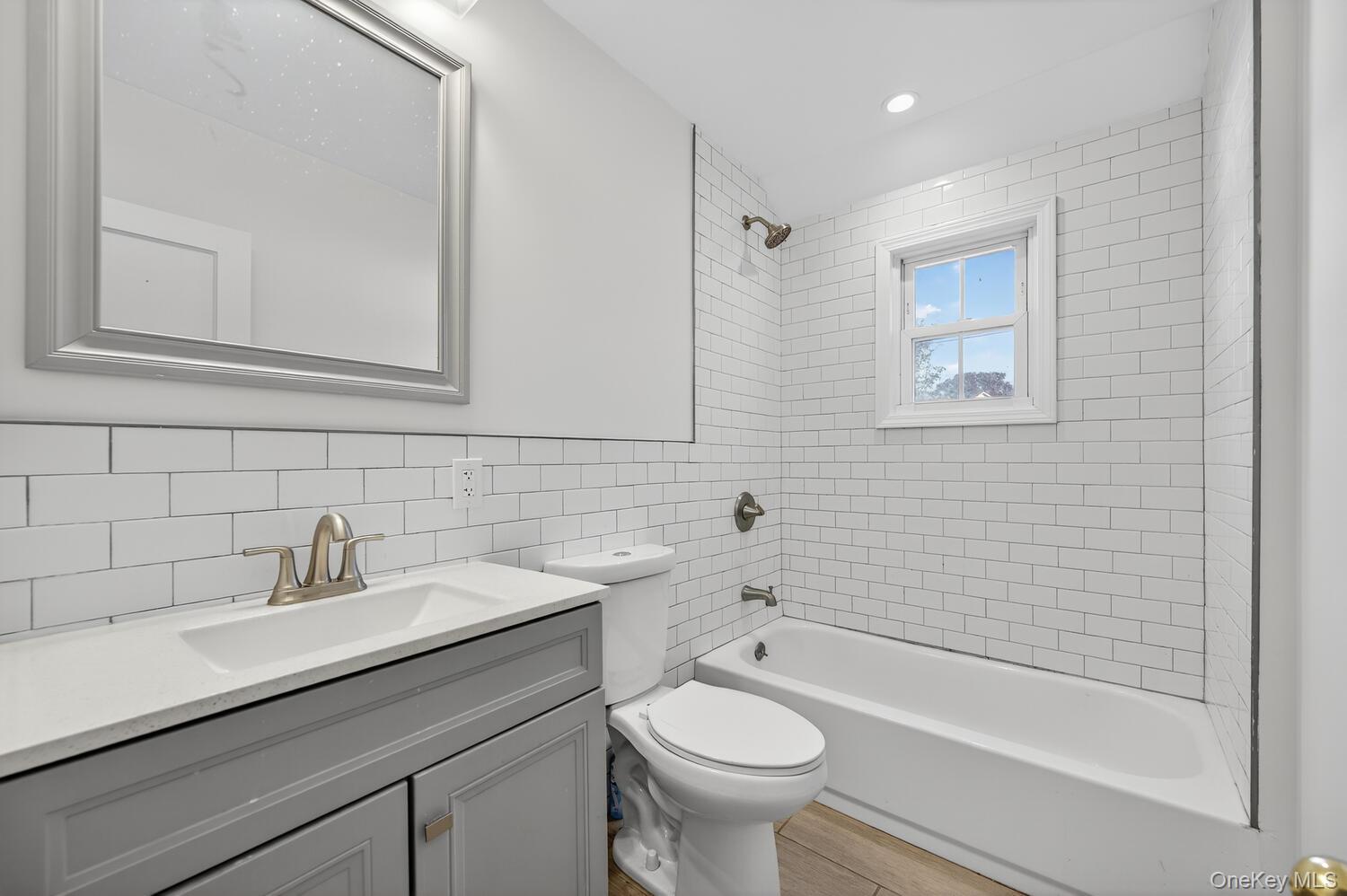 #13 photo, 7 Tildean Lane, Bayville , NY 11709