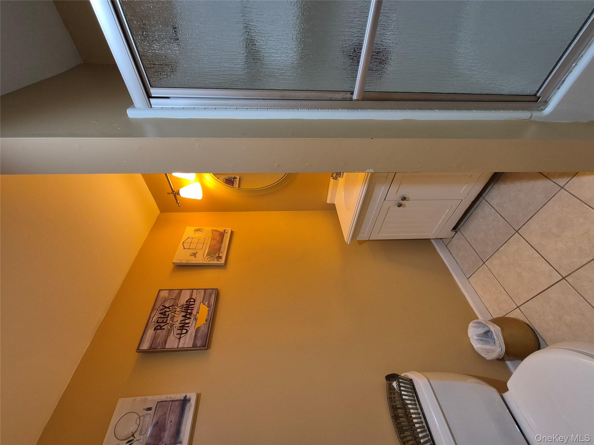 #20 photo, 172 Argyle Avenue, Uniondale , NY 11553