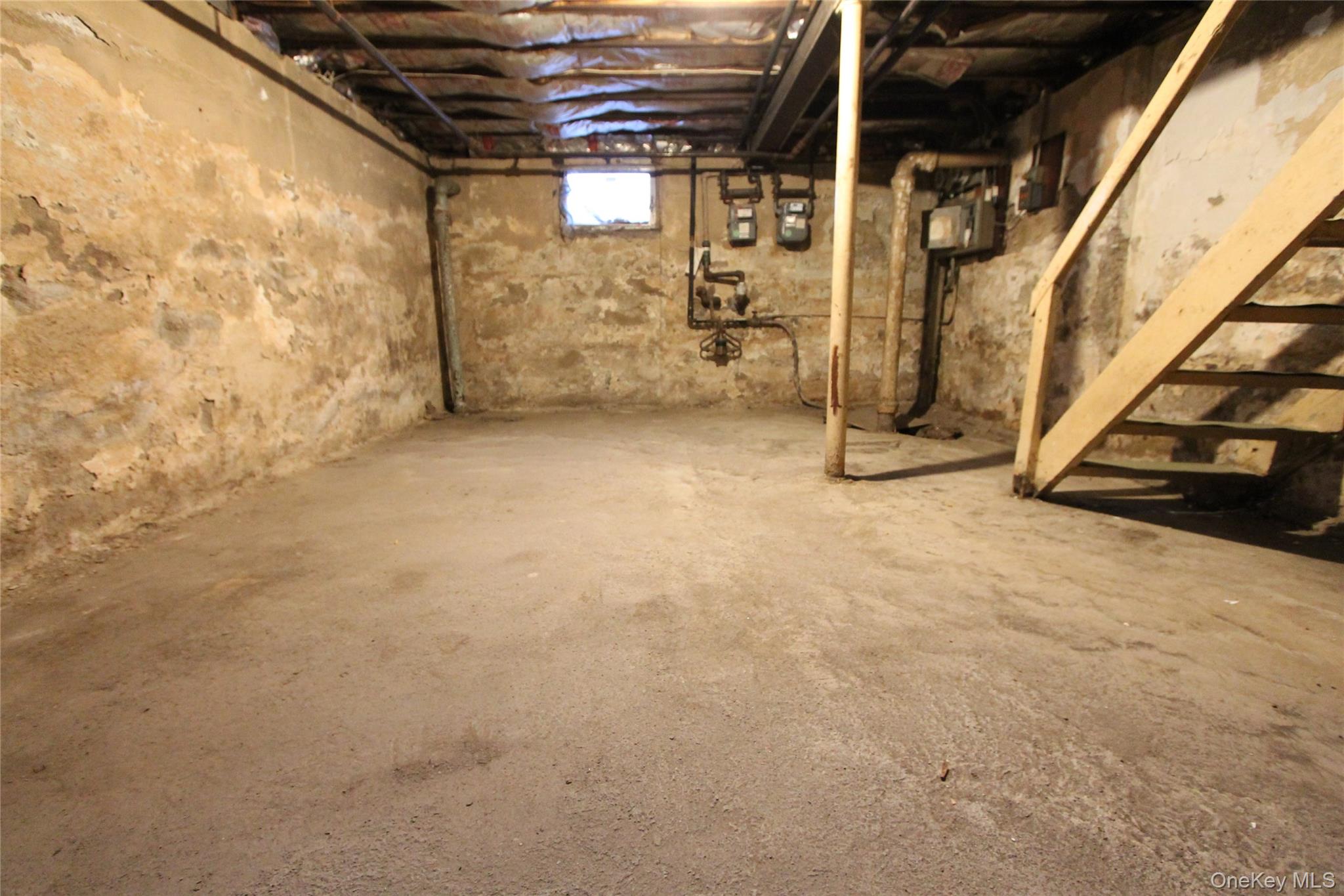 #17 photo, 61-54 56th Avenue, Maspeth , NY 11378