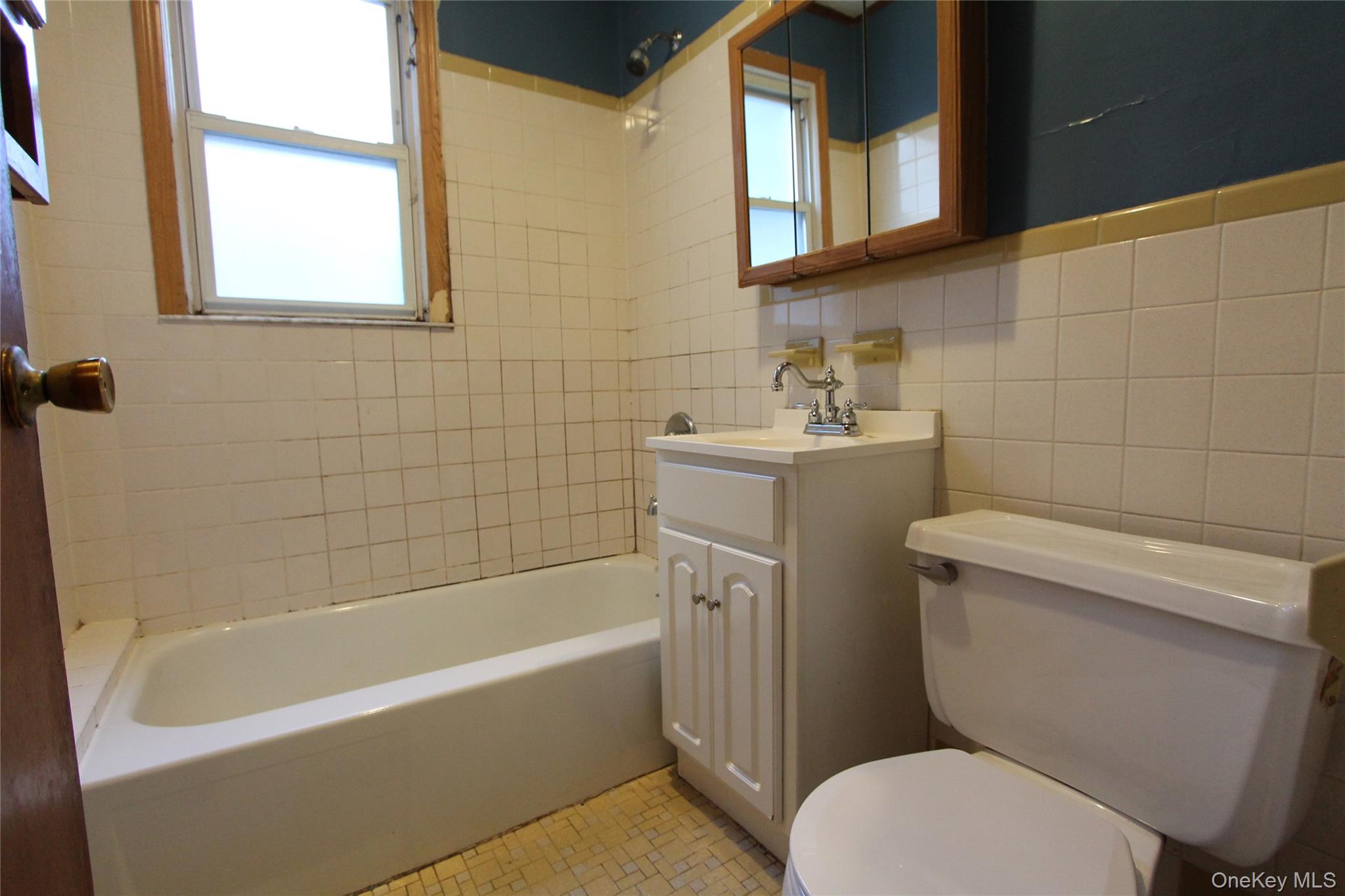 #9 photo, 61-54 56th Avenue, Maspeth , NY 11378